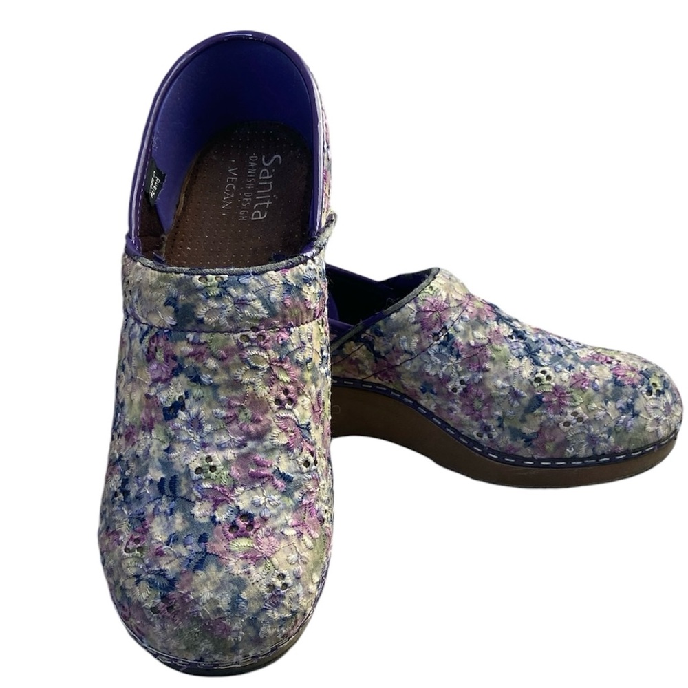Sanita Danish Classic Clogs Textured Floral Eyelet Purple White EU 38 US 7 Vegan